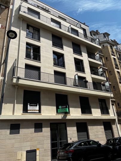 NEXUS-CLICHY