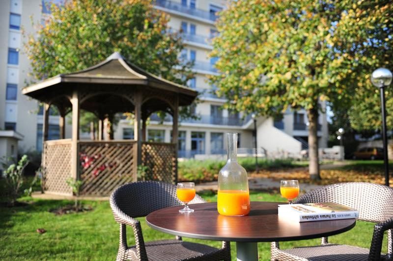 LES SAPINS BLEUS - programme immobilier neuf RAMBOUILLET (78) - Loueur en meublé